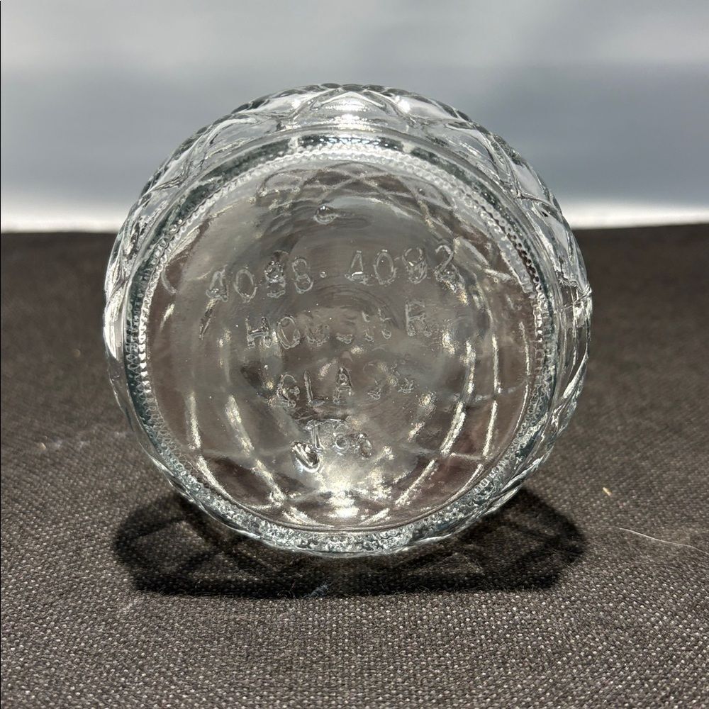 Tall Diamond Pattern Glass Vase - Picture 5 of 5